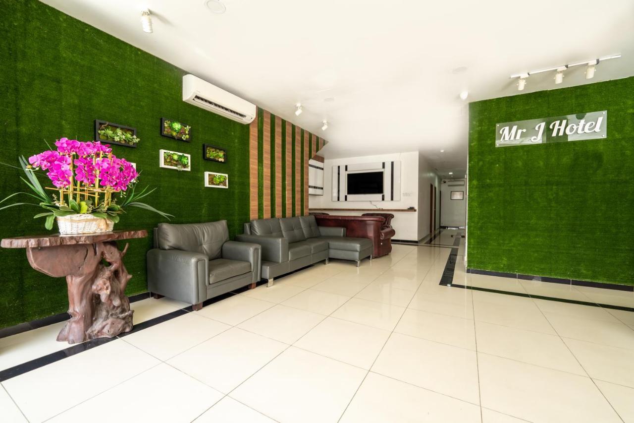 קוטה בארו Mary J Hotel Family 10 Pax Room מראה חיצוני תמונה