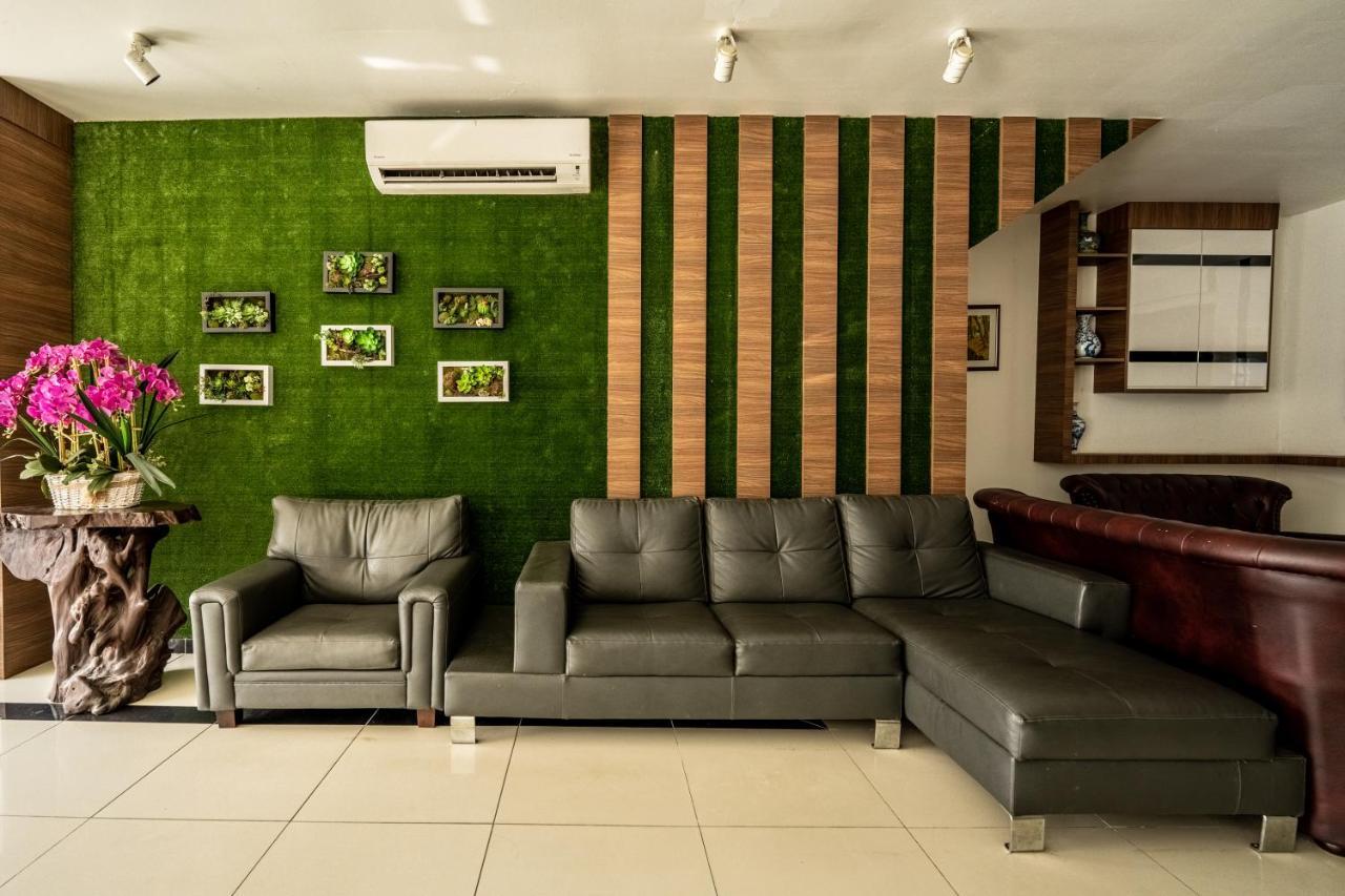 קוטה בארו Mary J Hotel Family 10 Pax Room מראה חיצוני תמונה