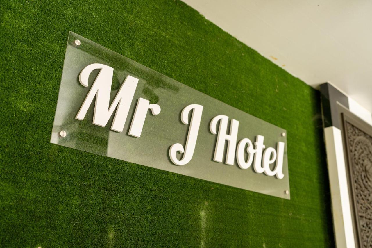 קוטה בארו Mary J Hotel Family 10 Pax Room מראה חיצוני תמונה